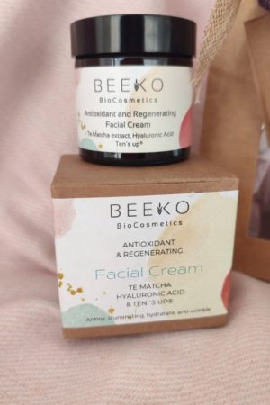 Antioxidant and regenerating facial cream - BEEKO