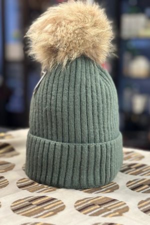 gorro ponpon verde