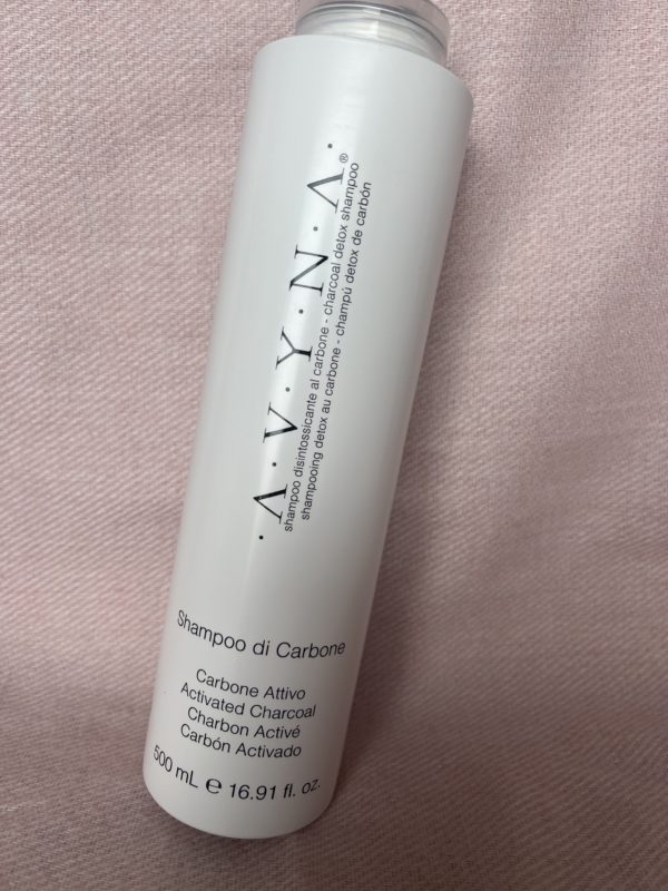 Champú de carbón